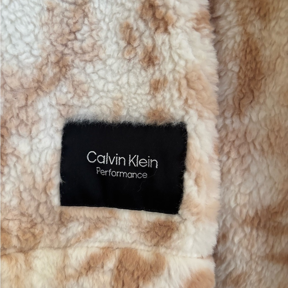 Calvin Klein Performance Cropped Teddy Jacket - Picture 9 of 11